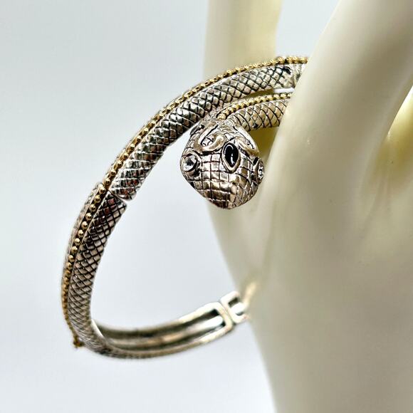 Vintage Snake Cleopatra Arm Cuff Bracelet Silver Tone with Rhinestone Eyes - Picture 4 of 6